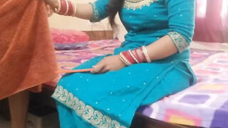 Punjabi bhabi ke moonh mein moot diya