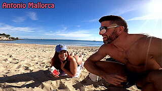 Picking Up A Huge Booty CUBAN From The National Plage - Rosie Cage