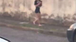 Birth AYUDA A UNA CHICA Hawt QUE ENCUENTRA EN LA CALLE A LLEGAR A SU CASA Y ELLA LO INVITA A PASAR PARA QUE LE FOLLE EL CULO SIN CONDON Y LA LLENE DE Sperm