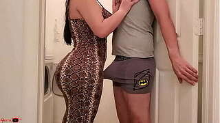 Vast wazoo stepmom bonks her son in wash kitchen room