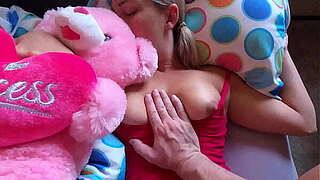 Stepdaughter removes cock rubber from stepfather and acquires preggo by his creampie