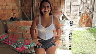 MI VECINA ESTABA GRABANDO TIKTOKS Y LA CONVENCI DE GRABAR Vids XXX