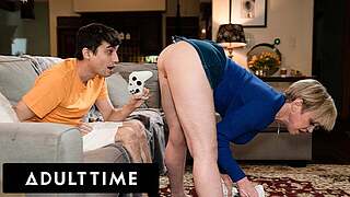 Grown-up Hour - Giant Naturals MILF Dee Williams Bonks Stepson's Vibrating Controller During the time that This chab Plays!