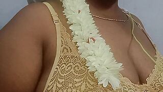 Tamil sexy housewife cheating fucking
