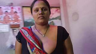 Stepaunt invites her stepson house to train her sex