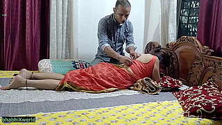 Neighbors aunty Pussyfucking Sex with Gaudy Hindi audio!