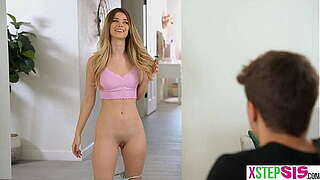 Small stepsister boyish man Molly Petty dared vast 10-Pounder stepbrother to screw her